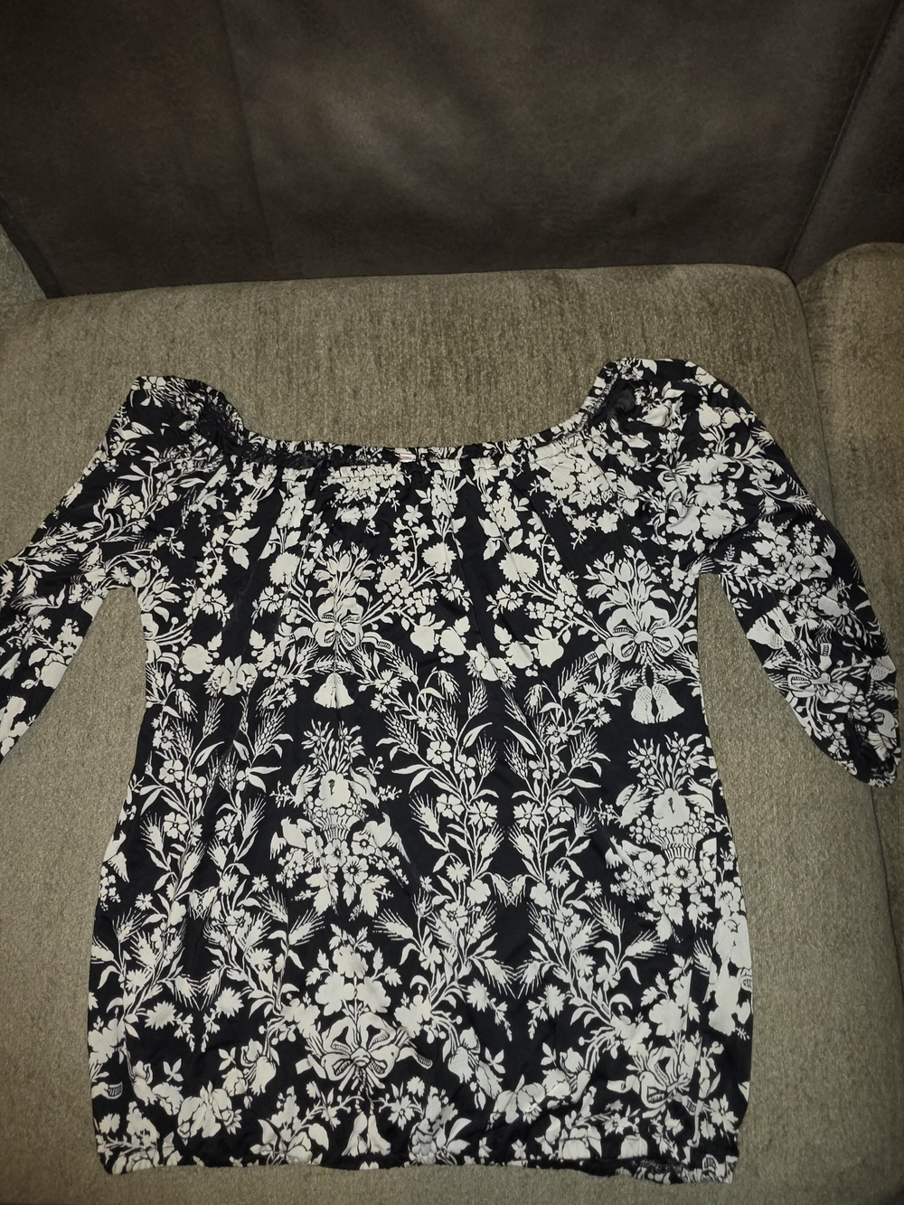 Cielo Off-the-shoulder floral peasant top Small